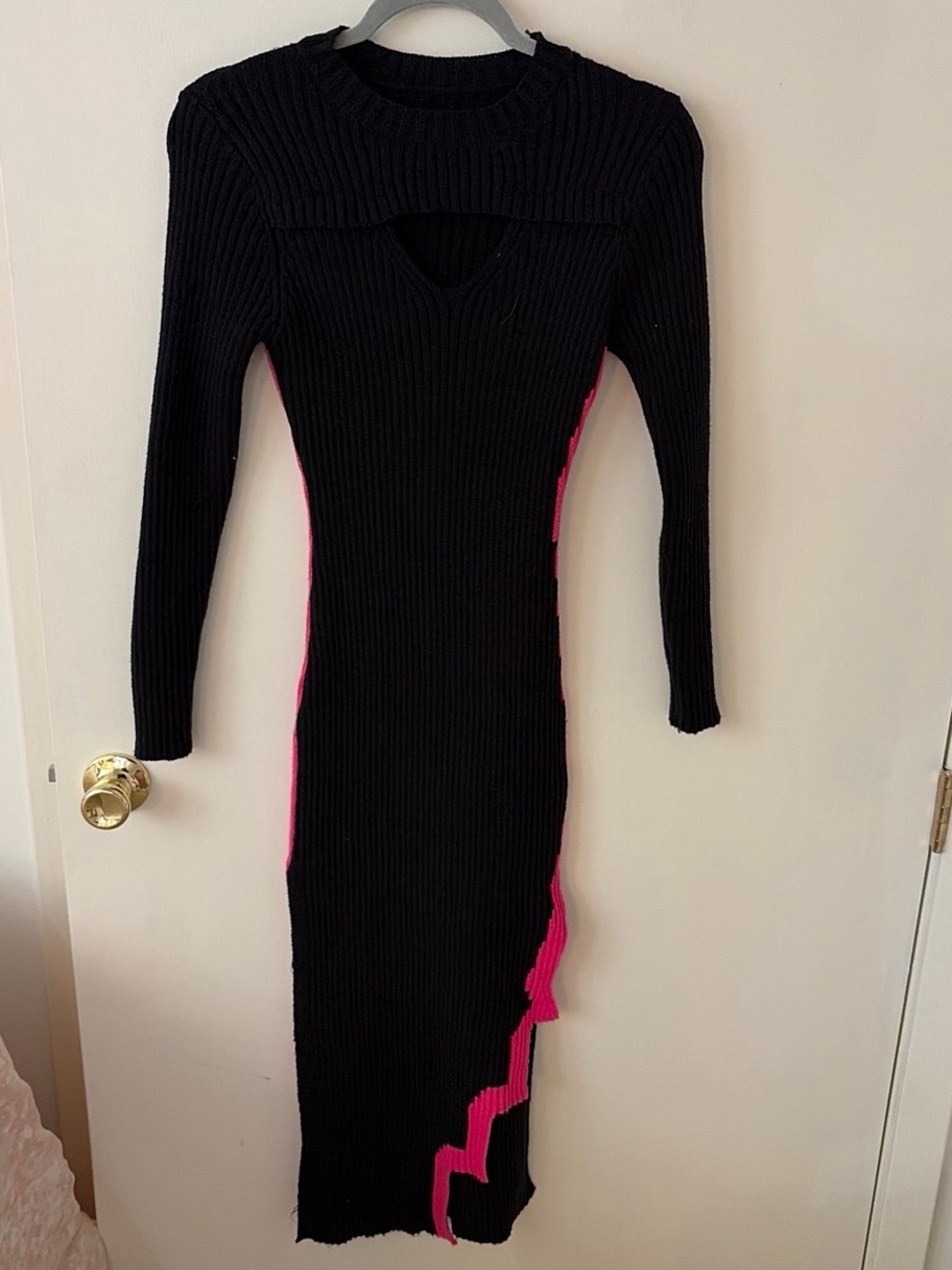 SHEIN Black Ribbed Maxi Dress with Hot Pink Side Detail
